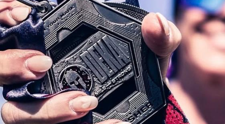 DEKA MILE OFICIAL EN BLACK BUNKER BOX